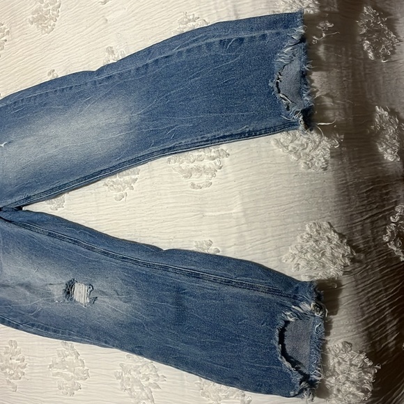 Abercrombie & Fitch Mom Jeans - Picture 2 of 5